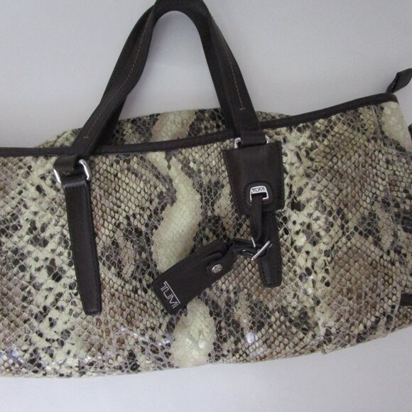Huge Snake Python Tote Lightweight Leather Bag Carryon - Picture 12 of 12